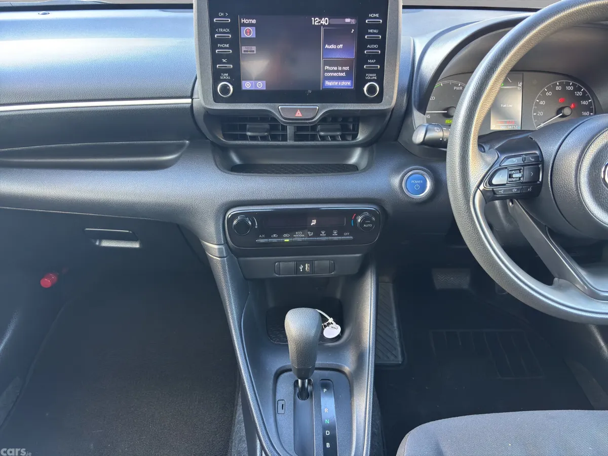 Toyota Yaris Hatchback, Petrol Hybrid, 2022, Brown