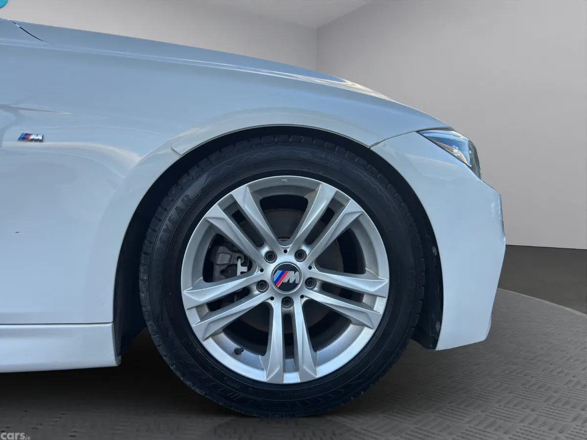 BMW 3-Series Saloon, Petrol, 2018, White