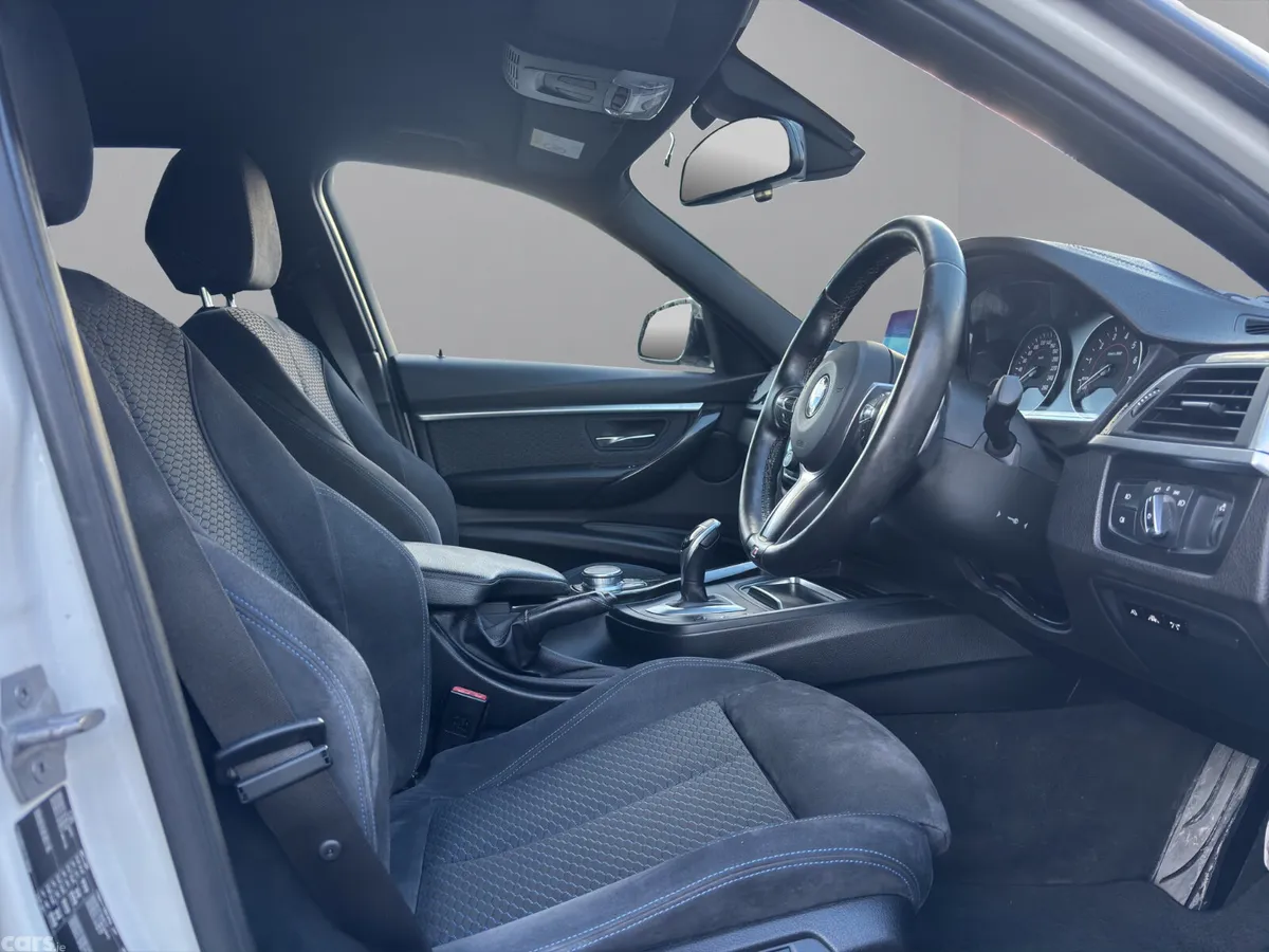 BMW 3-Series Saloon, Petrol, 2018, White