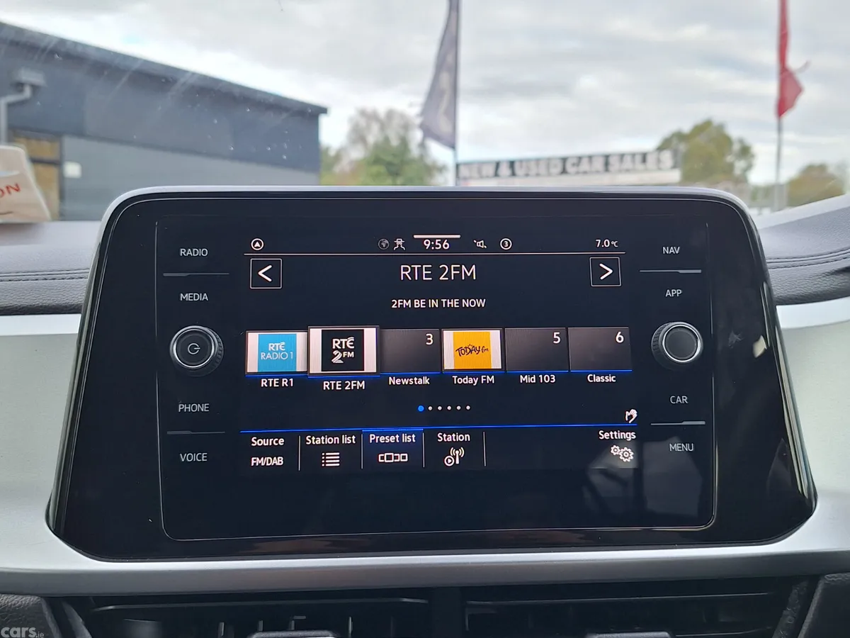 Volkswagen T-Roc SUV, Petrol, 2023, White