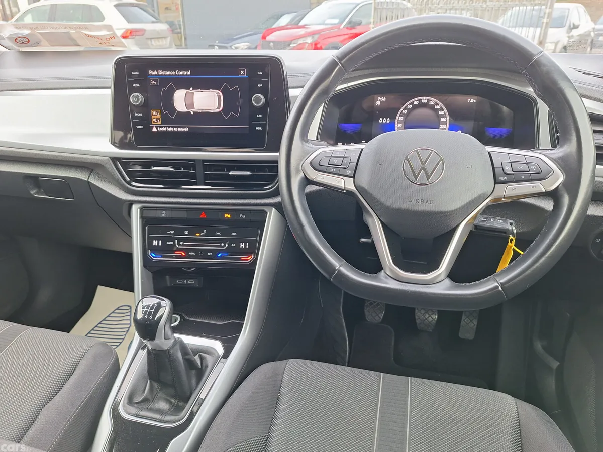 Volkswagen T-Roc SUV, Petrol, 2023, White