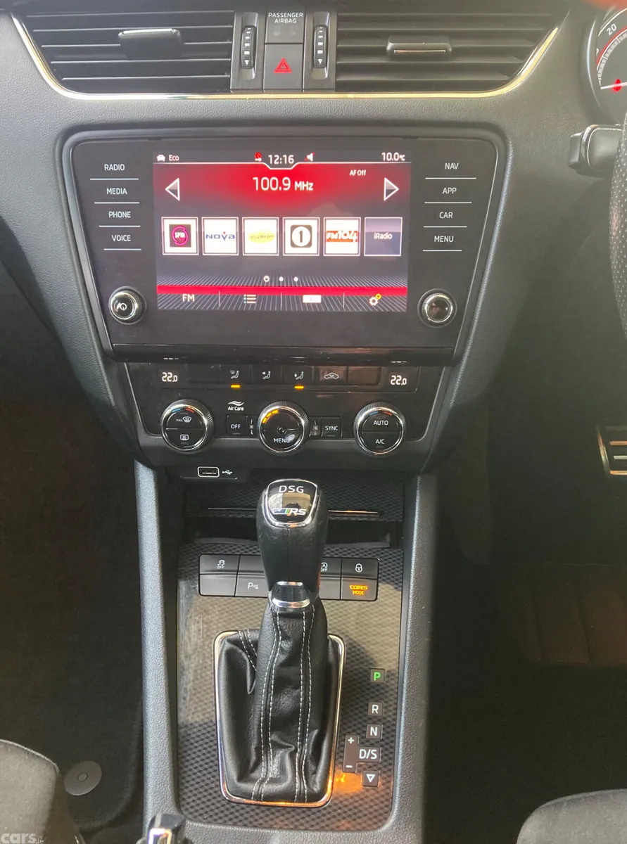 Skoda Octavia Hatchback, Diesel, 2019, Black