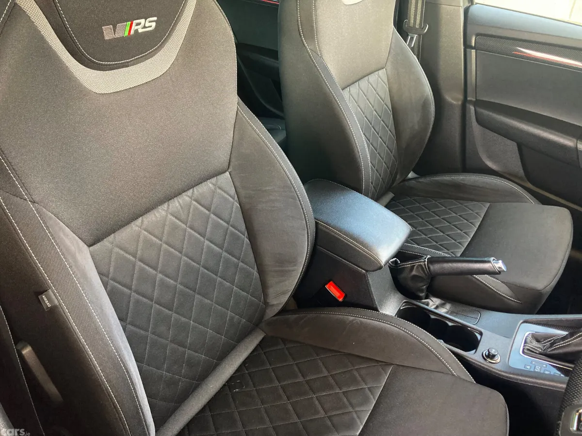 Skoda Octavia Hatchback, Diesel, 2019, Black
