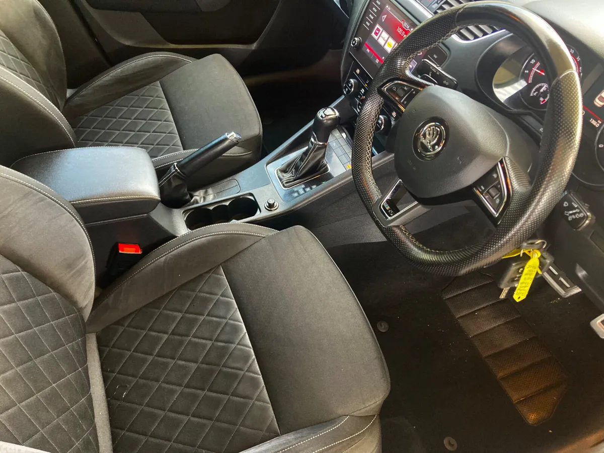 Skoda Octavia Hatchback, Diesel, 2019, Black