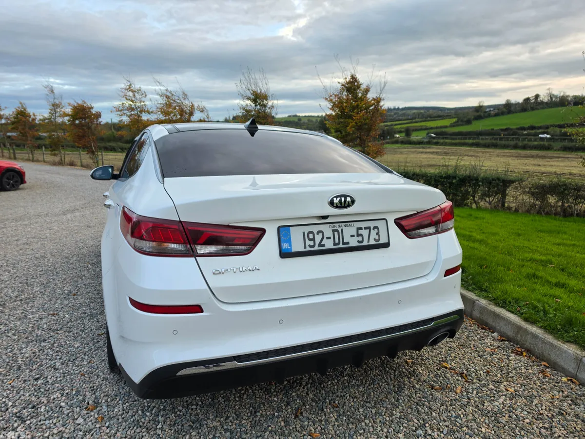 Kia Optima Saloon, Diesel, 2019, White
