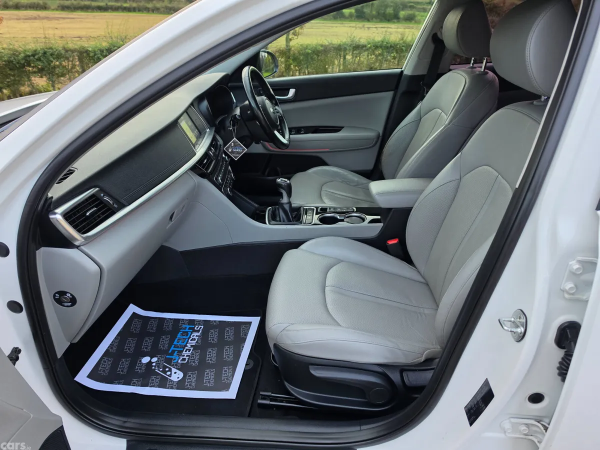 Kia Optima Saloon, Diesel, 2019, White