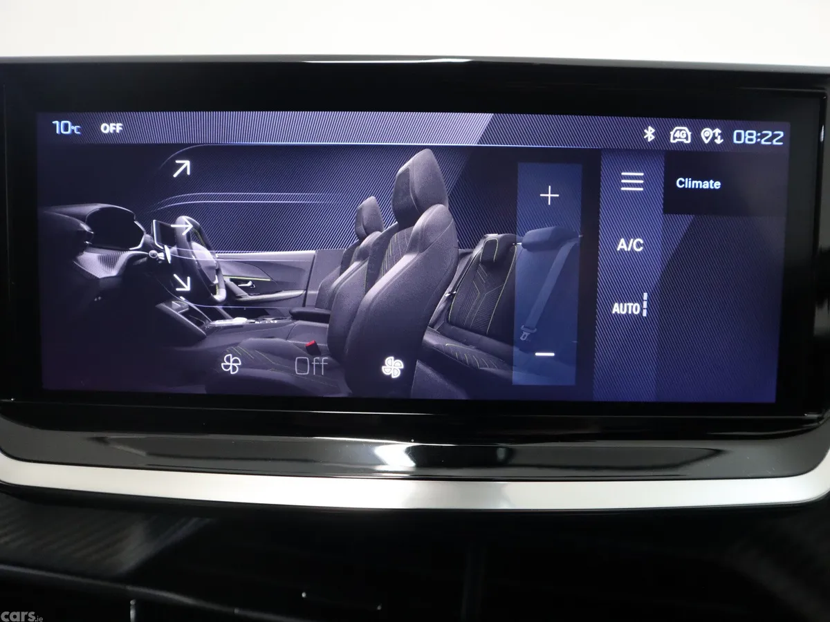 Peugeot 2008 MPV, Petrol, 2024, Black
