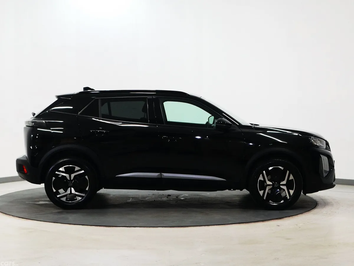 Peugeot 2008 MPV, Petrol, 2024, Black