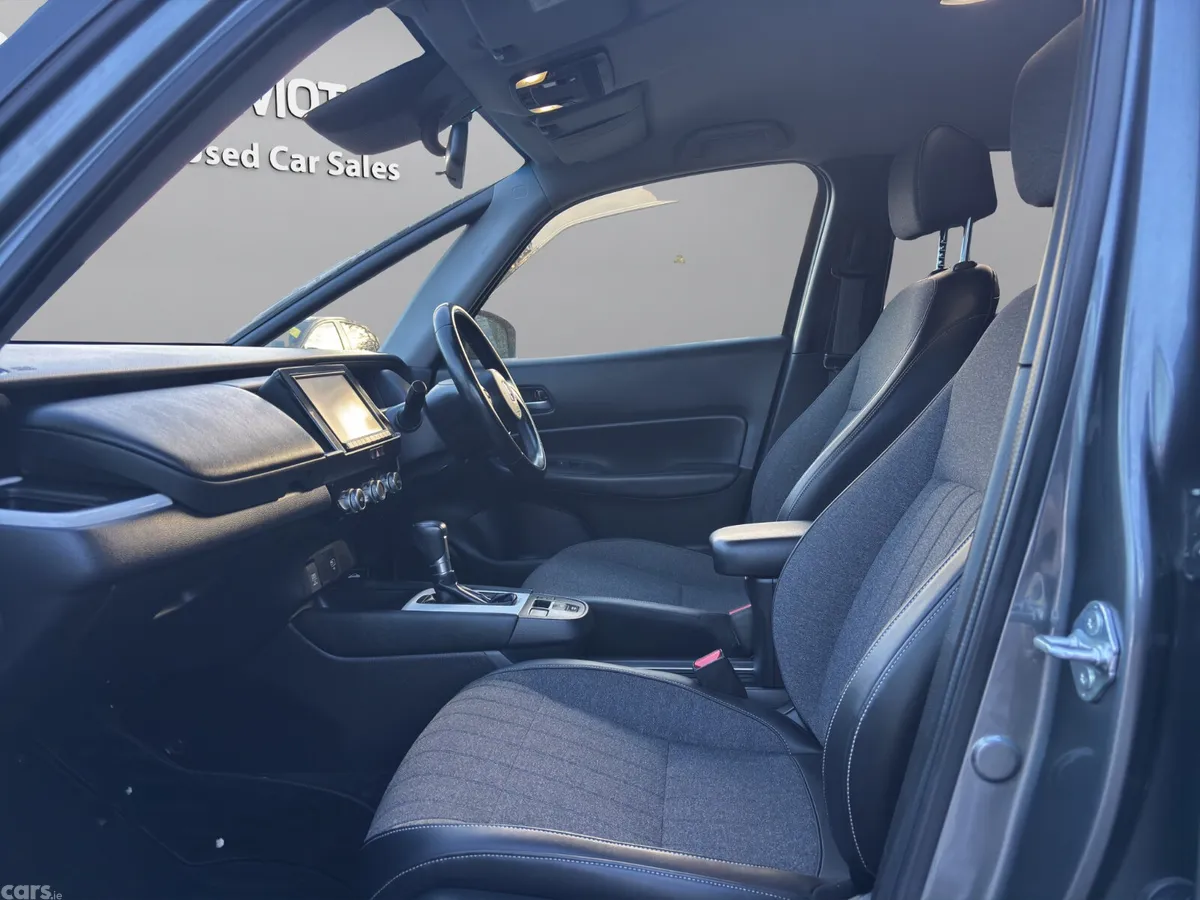 Honda Fit Hatchback, Petrol Hybrid, 2021, White