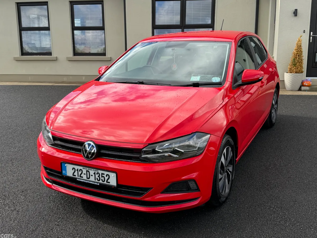 Volkswagen Polo Hatchback, Petrol, 2021, Red