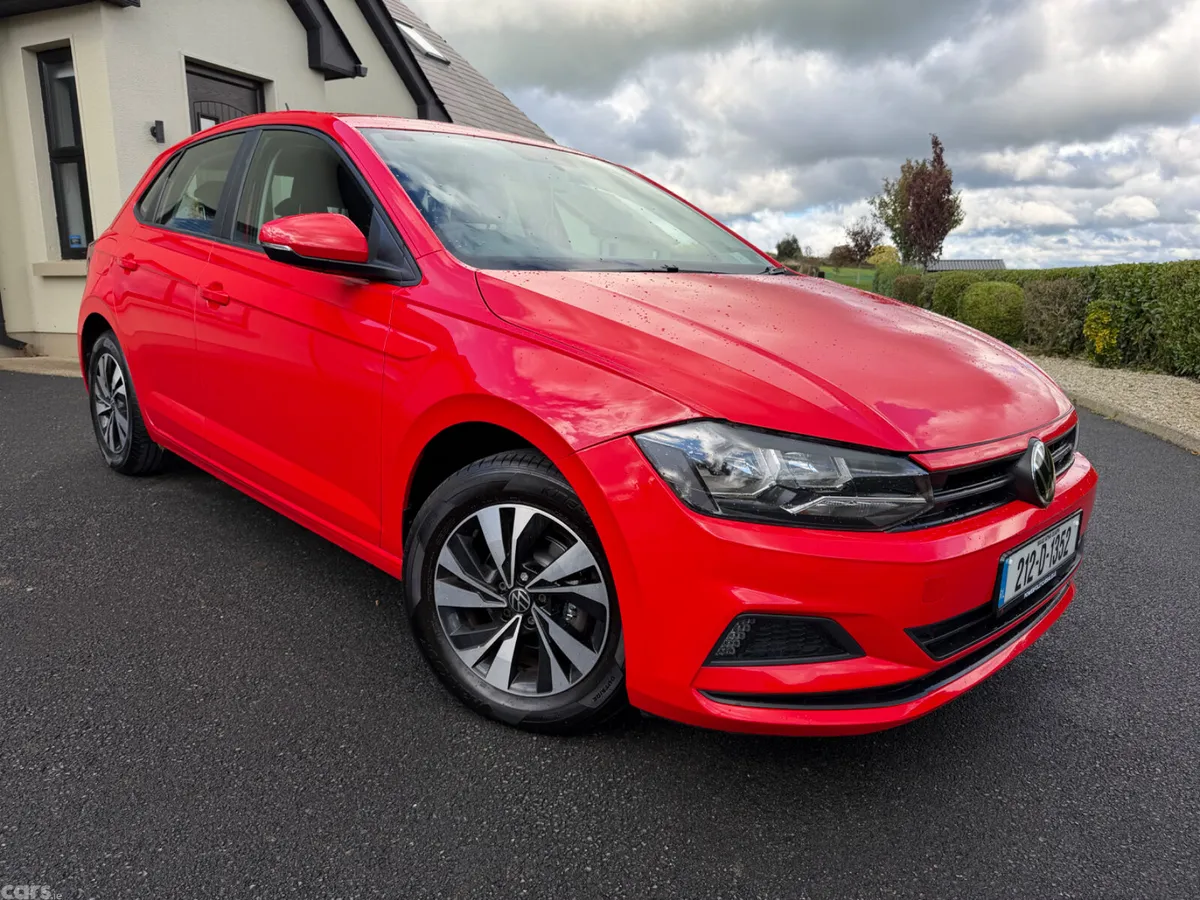 Volkswagen Polo Hatchback, Petrol, 2021, Red
