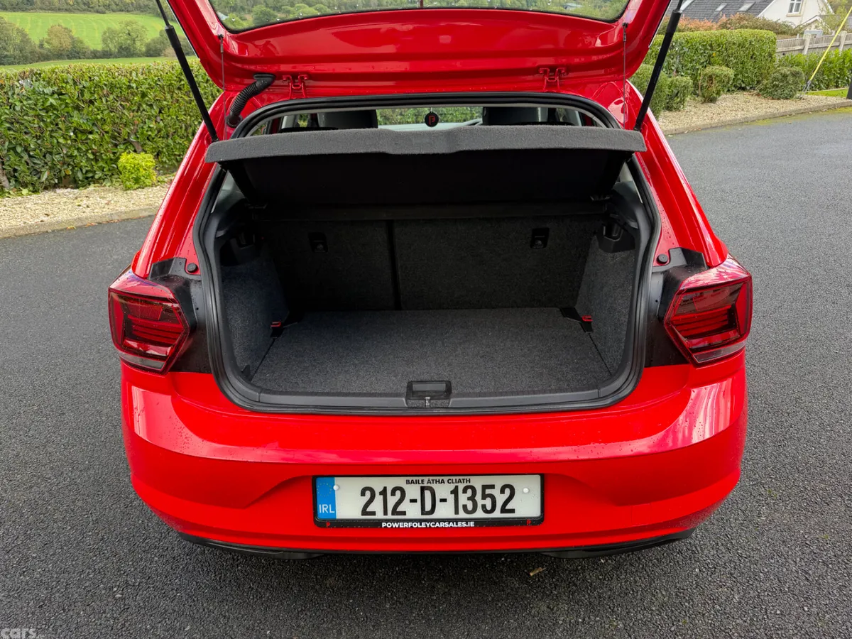 Volkswagen Polo Hatchback, Petrol, 2021, Red