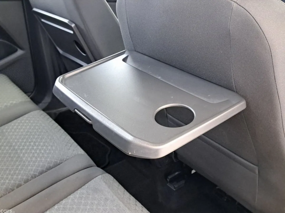 Ford Tourneo MPV, Petrol Plug-in Hybrid, 2025, Grey