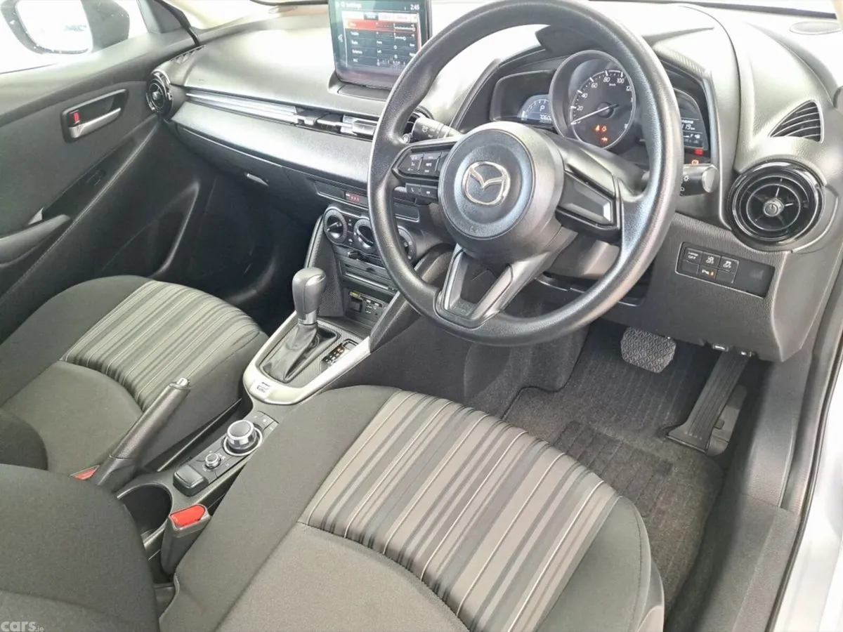 Mazda Mazda2 Hatchback, Petrol, 2022, Silver