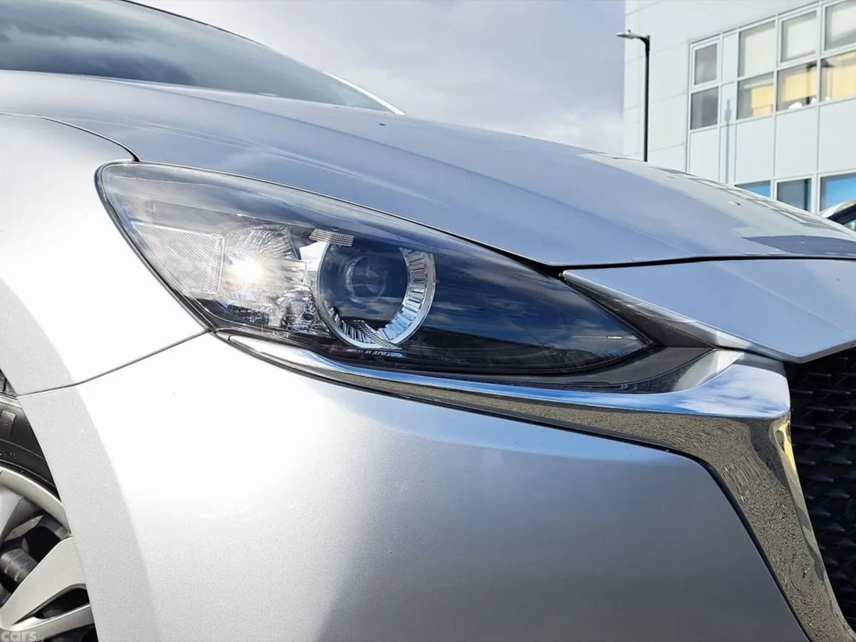 Mazda Mazda2 Hatchback, Petrol, 2022, Silver