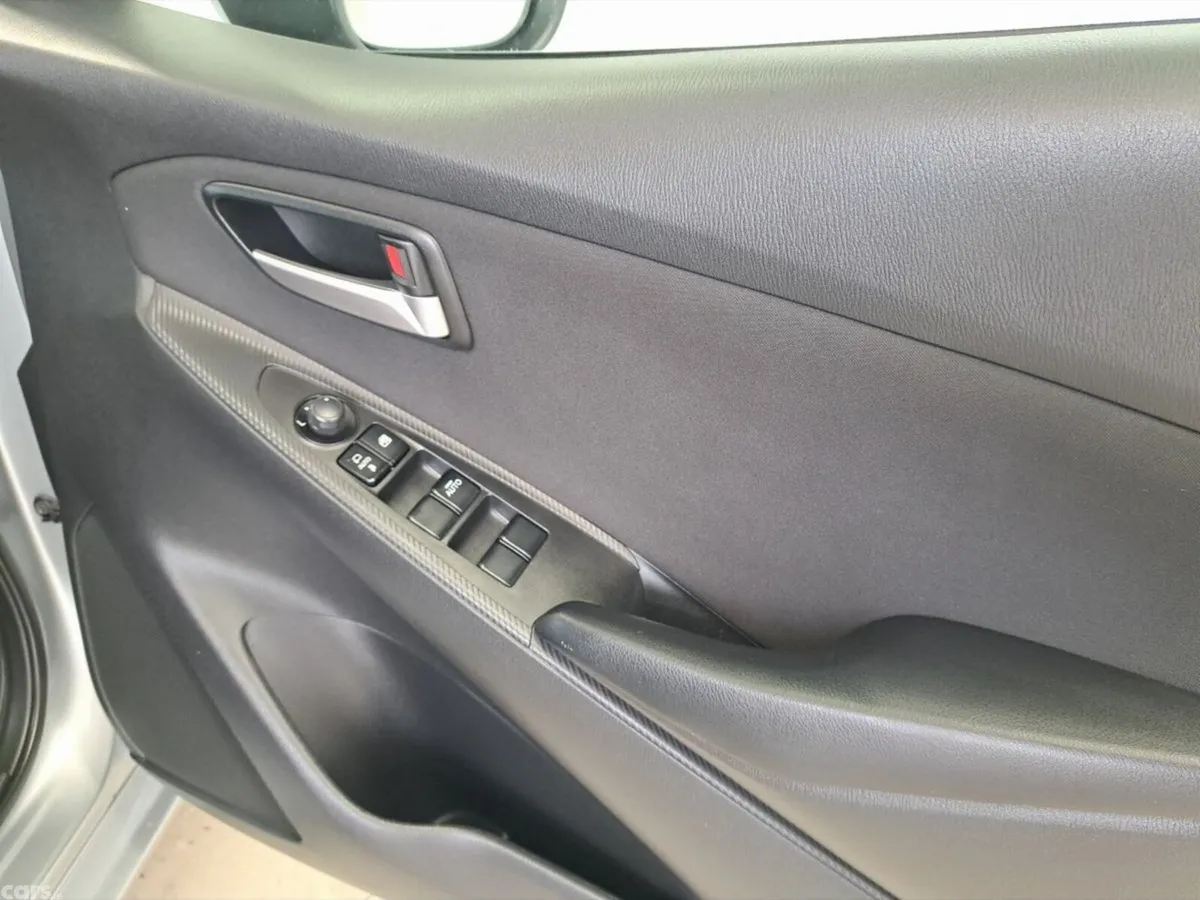 Mazda Mazda2 Hatchback, Petrol, 2022, Silver