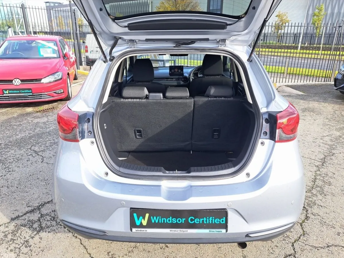 Mazda Mazda2 Hatchback, Petrol, 2022, Silver