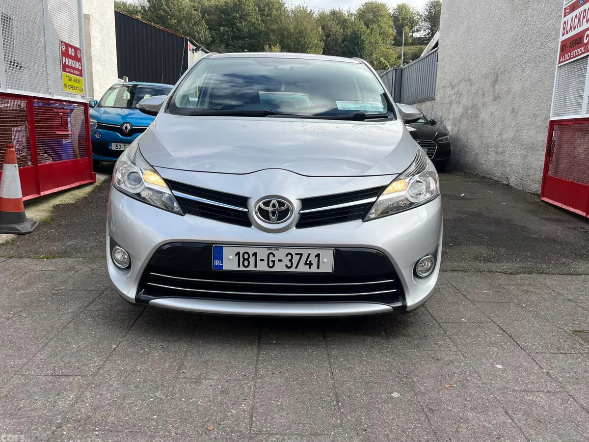 Toyota Verso MPV, Diesel, 2018, Grey
