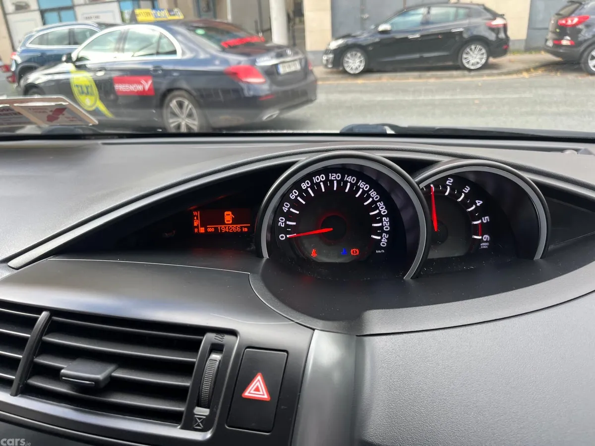 Toyota Verso MPV, Diesel, 2018, Grey