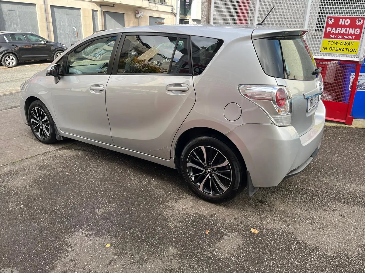 Toyota Verso MPV, Diesel, 2018, Grey