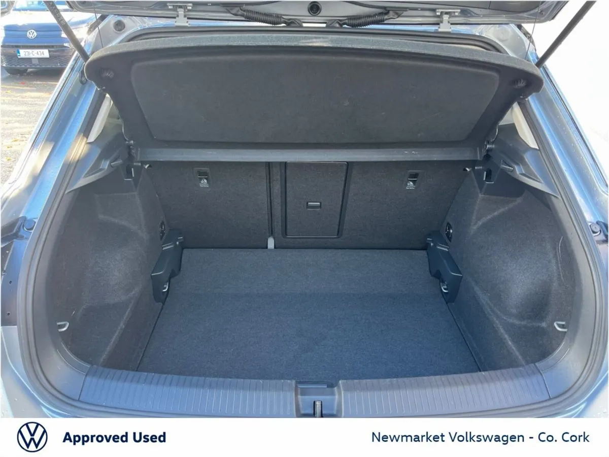 Volkswagen T-Roc SUV, Diesel, 2023, Silver