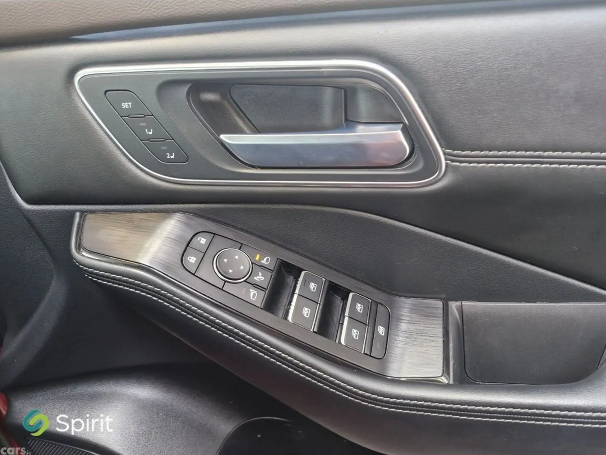 Nissan X-Trail SUV, Petrol, 2025, Red