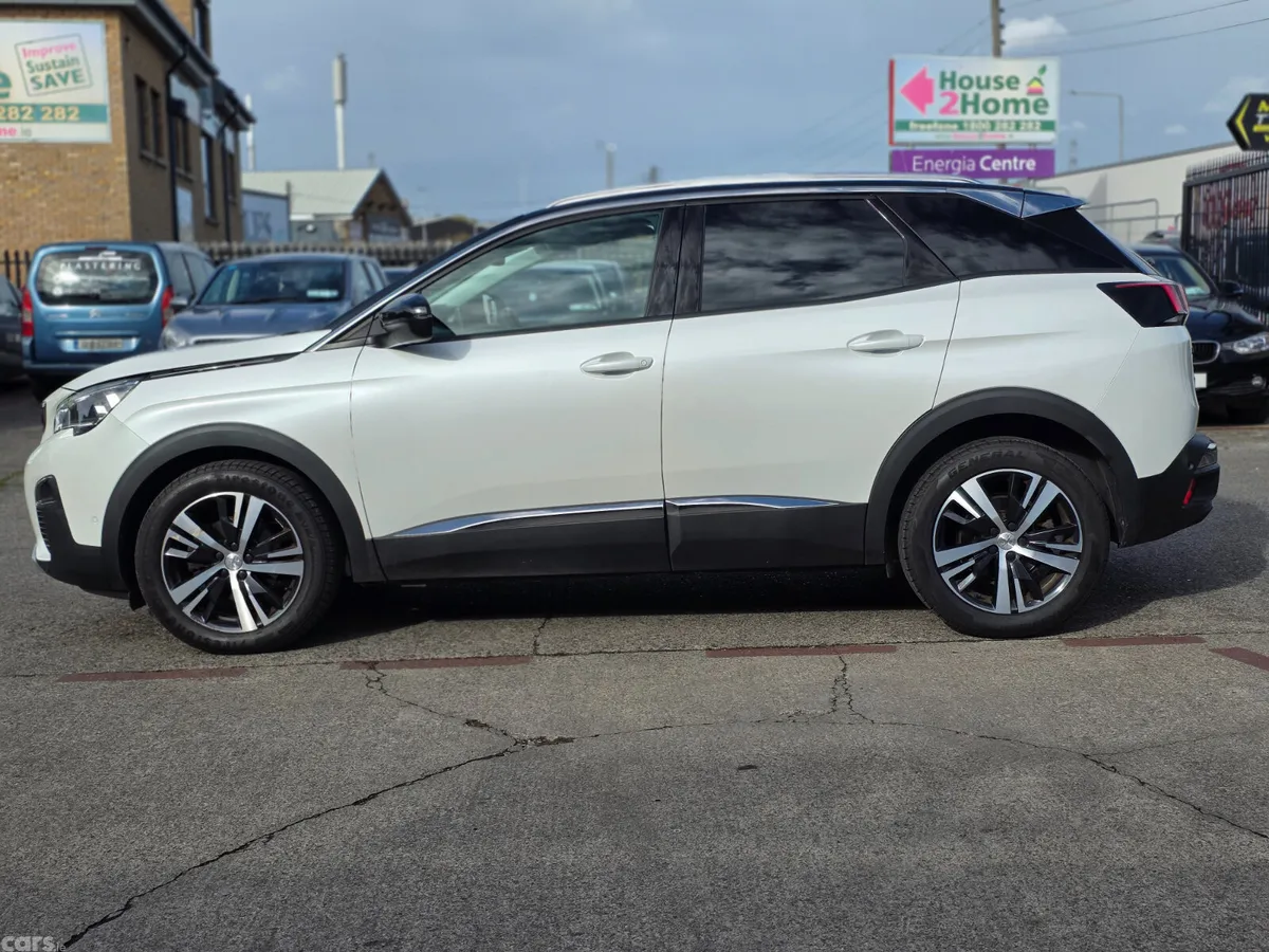 Peugeot 3008 MPV, Petrol, 2019, White
