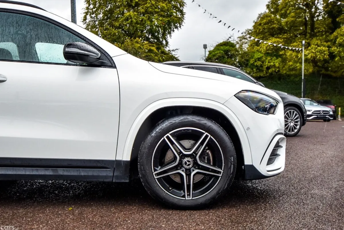 Mercedes-Benz GLA SUV, Diesel, 2024, White