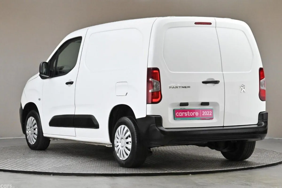 Peugeot Partner MPV, Diesel, 2022, White