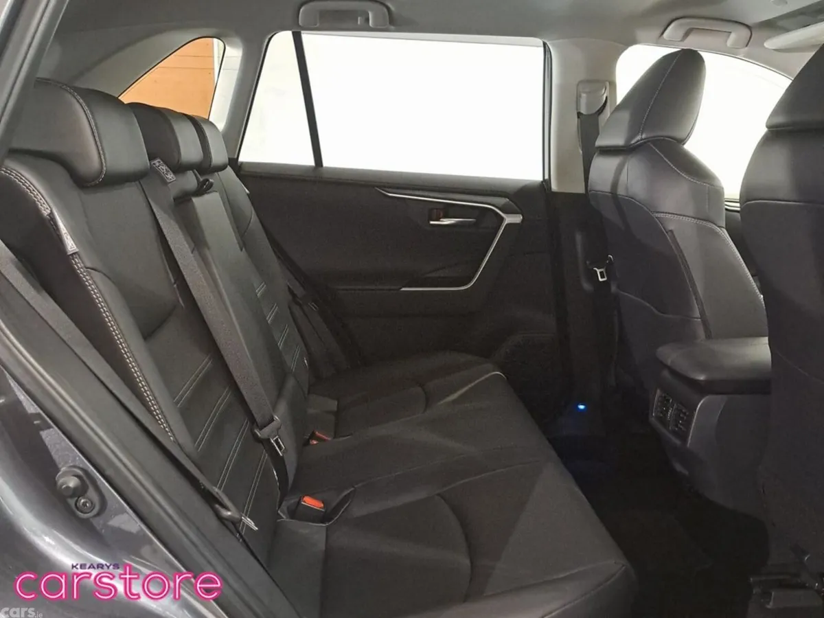 Toyota RAV4 SUV, Petrol Hybrid, 2024, Grey