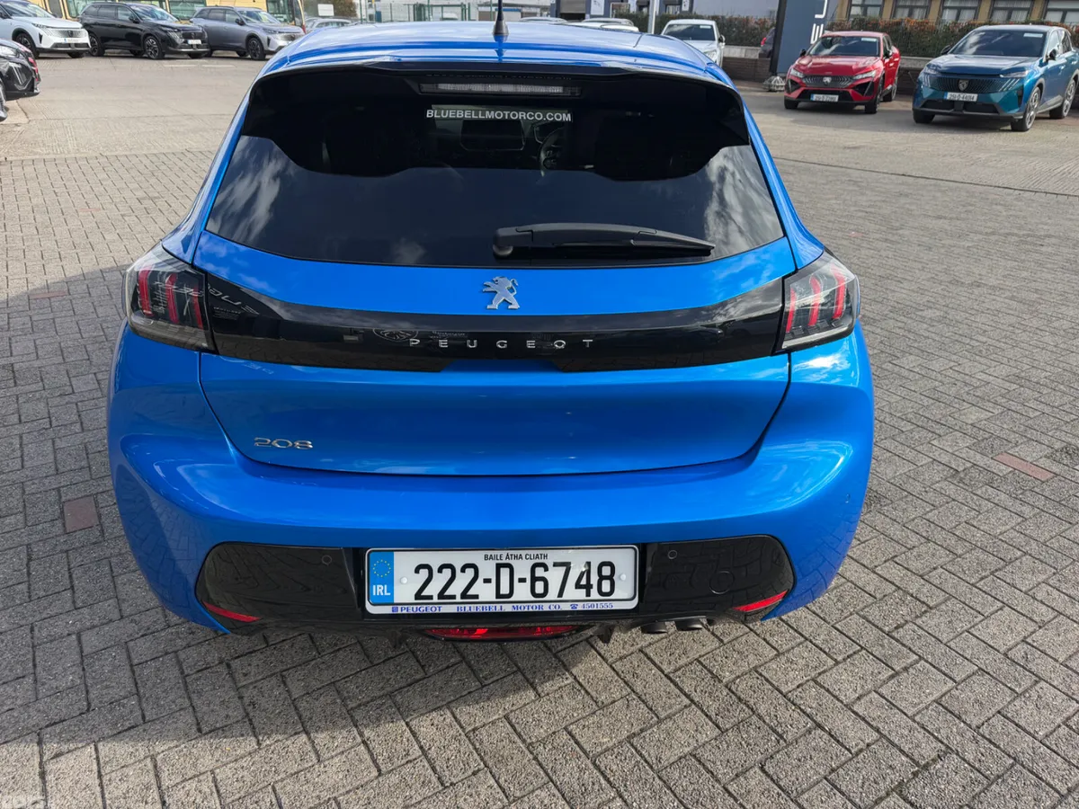 Peugeot 208 Hatchback, Petrol, 2022, Blue