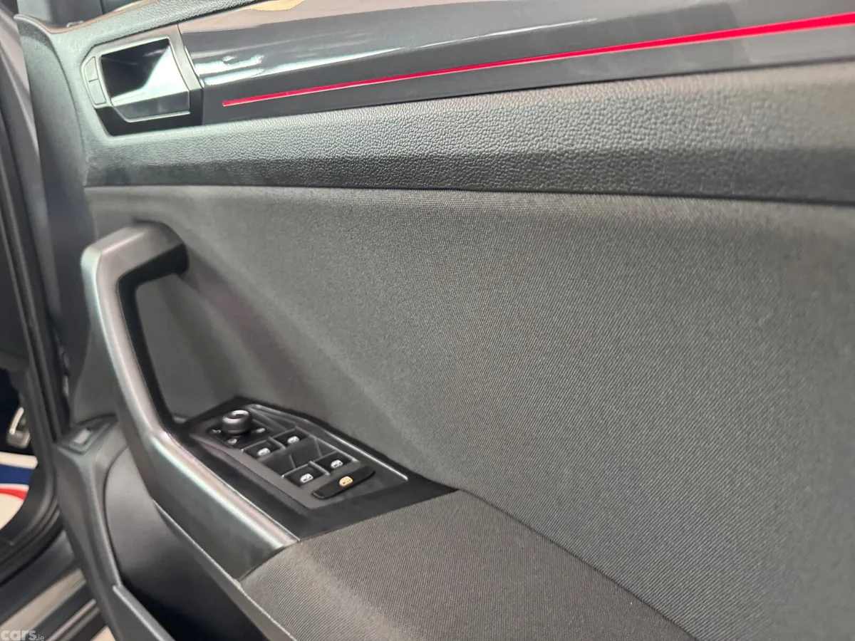 Volkswagen T-Roc SUV, Diesel, 2021, Grey