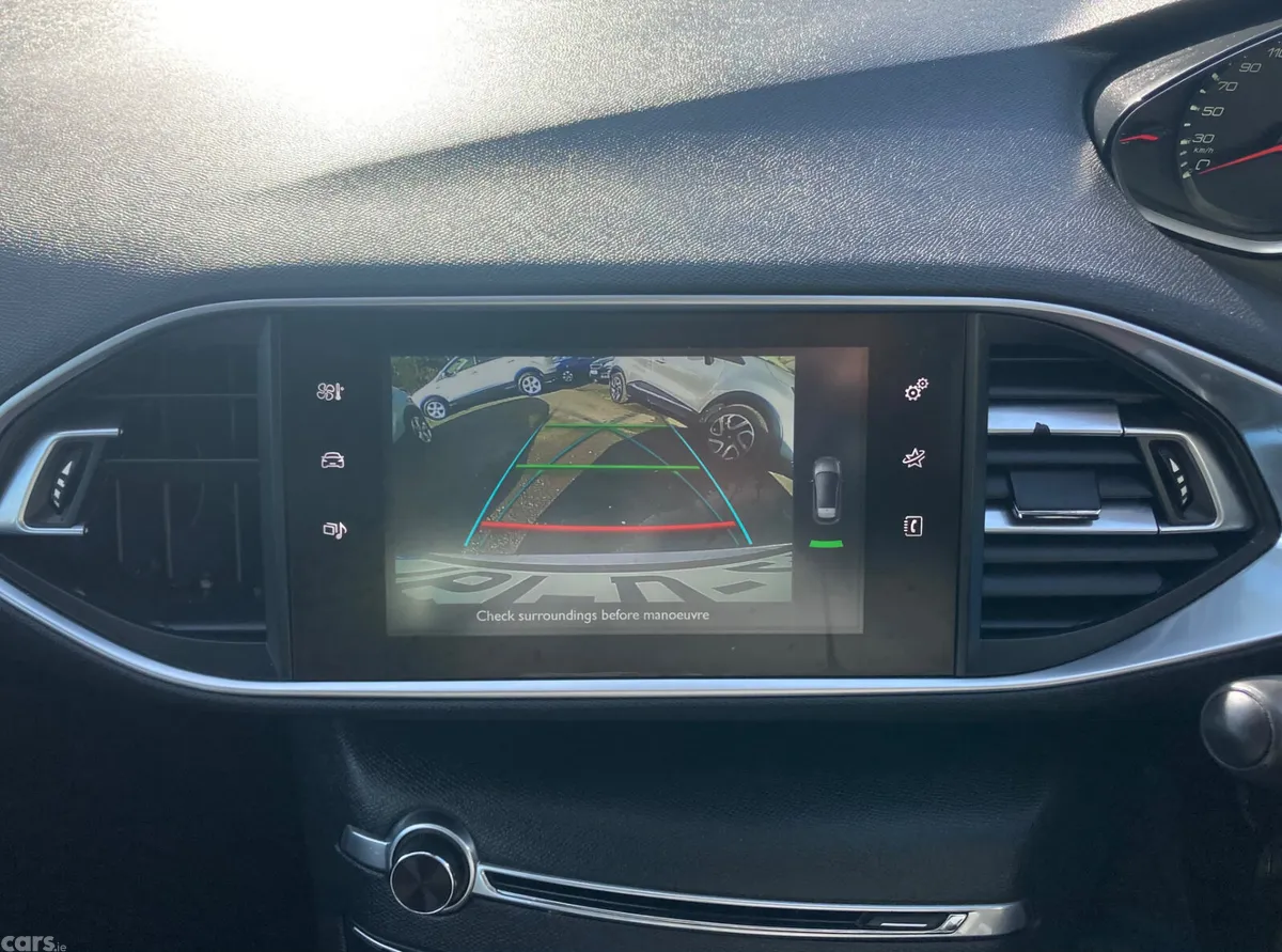 Peugeot 308 Hatchback, Diesel, 2016, Grey