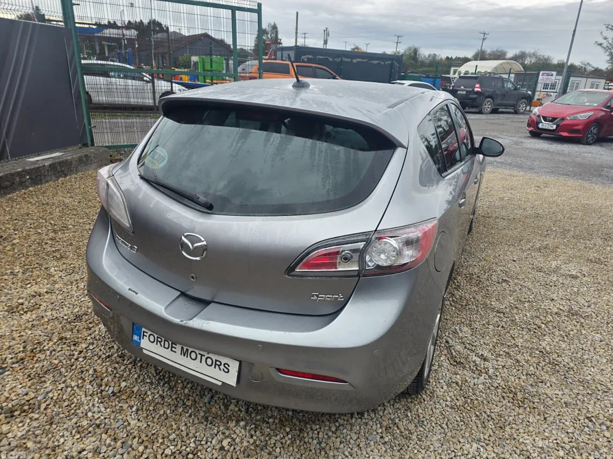 Mazda Mazda3 Hatchback, Petrol, 2010, Silver