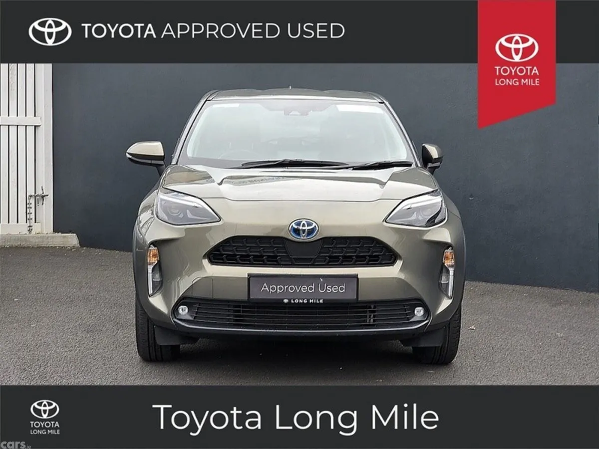 Toyota Yaris Cross SUV, Petrol Hybrid, 2024, Green