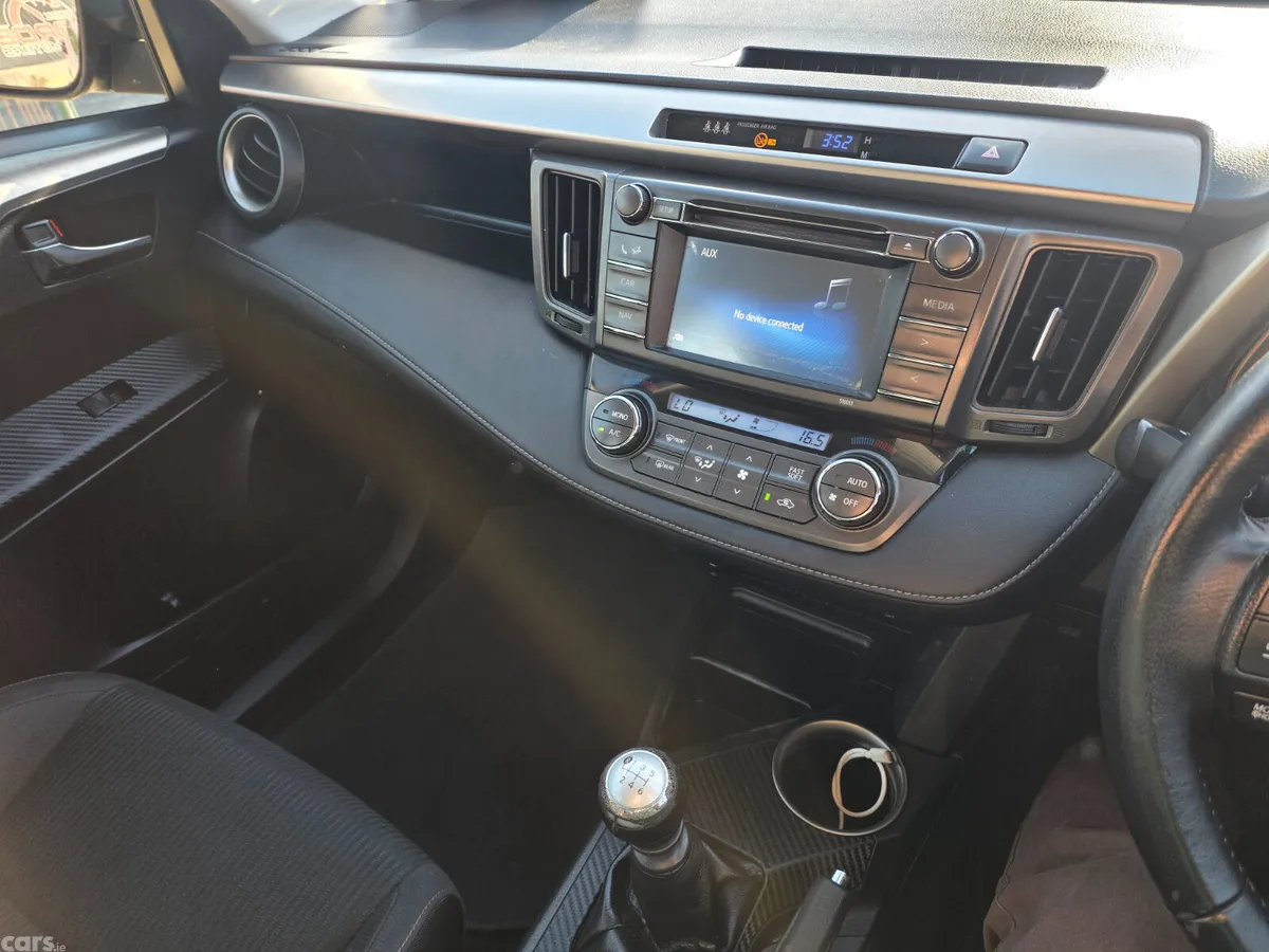 Toyota RAV4 SUV, Diesel, 2015, Gold