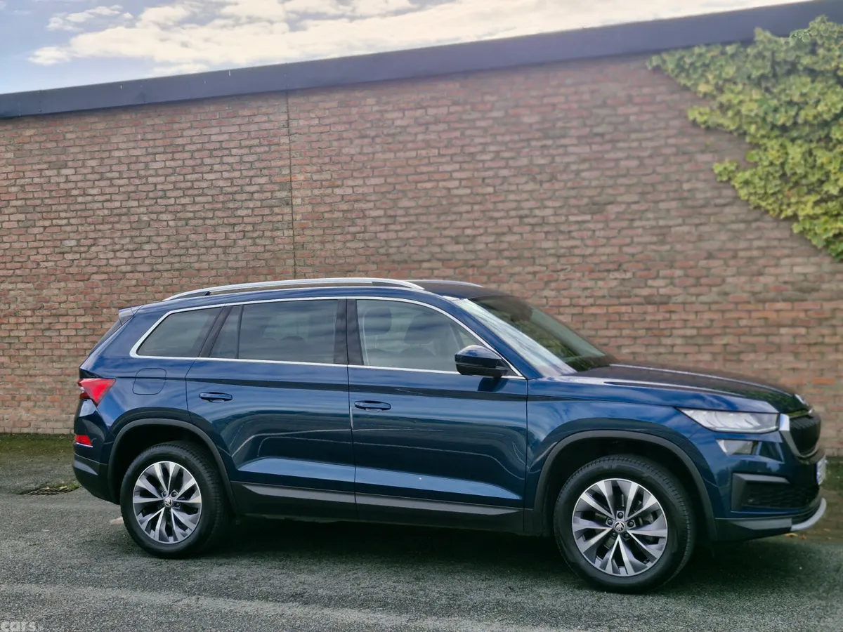 Skoda Kodiaq SUV, Petrol, 2023, Blue