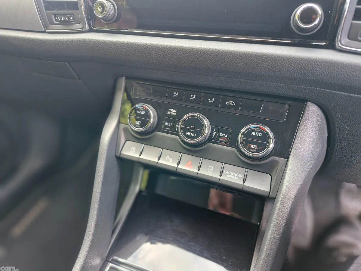 Skoda Kodiaq SUV, Petrol, 2023, Blue