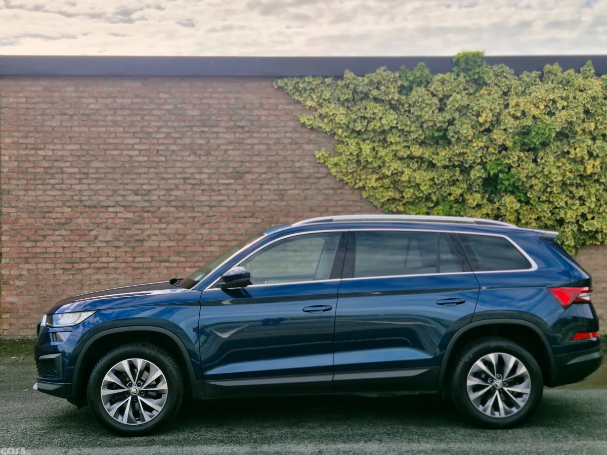 Skoda Kodiaq SUV, Petrol, 2023, Blue