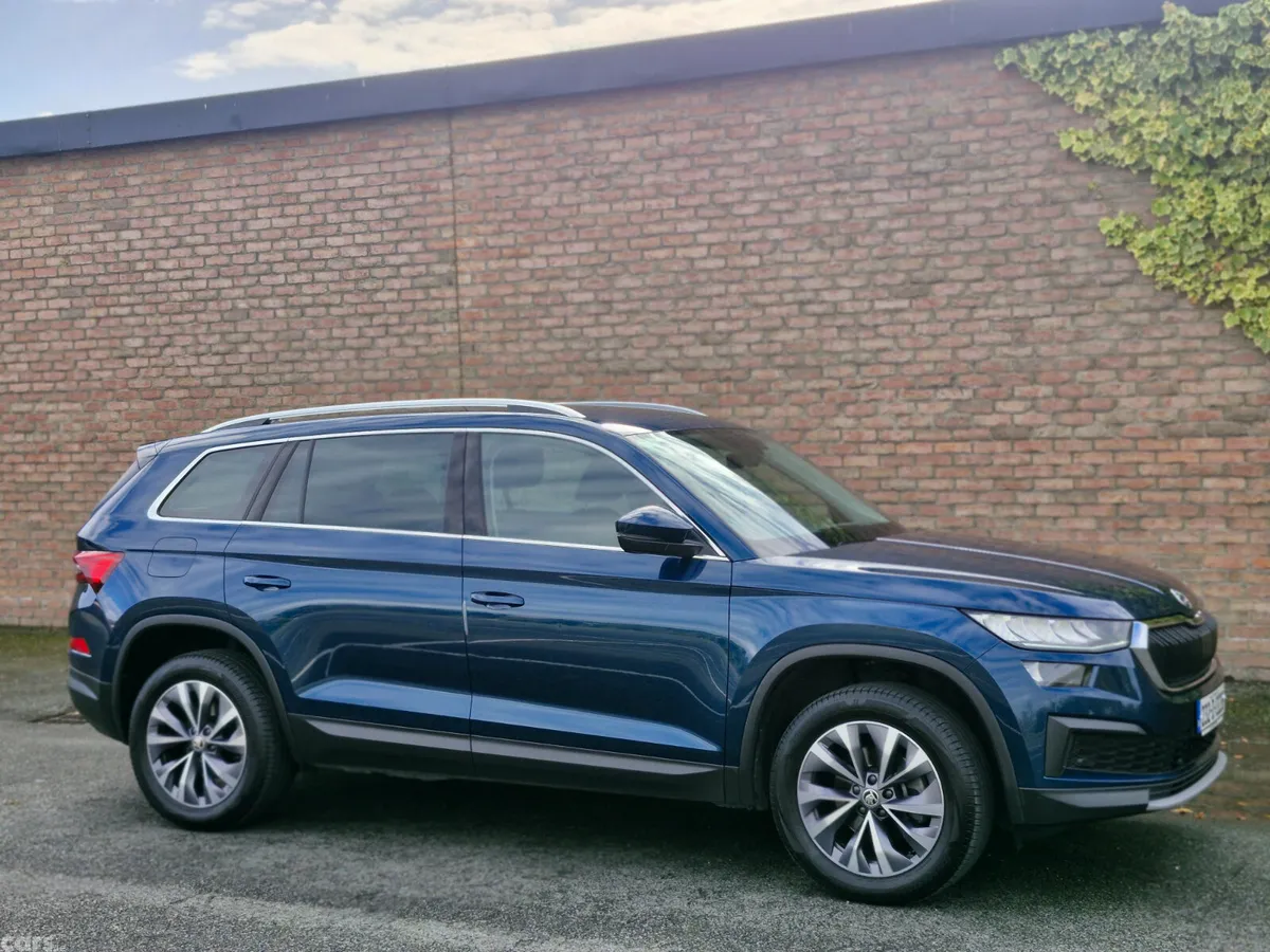 Skoda Kodiaq SUV, Petrol, 2023, Blue