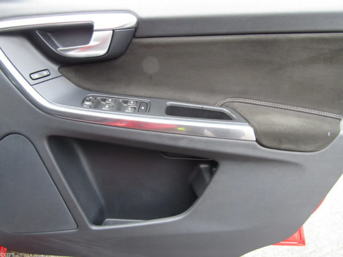 Volvo XC60 Estate, Diesel, 2014, Red
