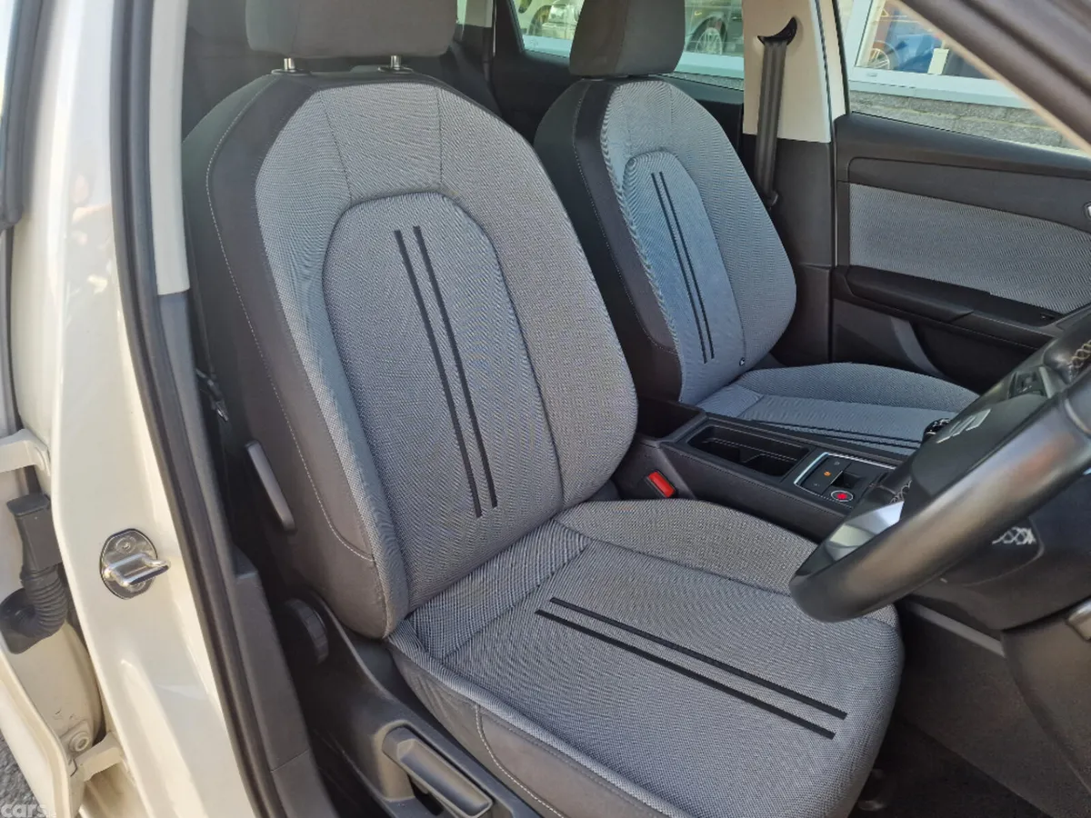 SEAT Leon Estate, Diesel, 2022, White
