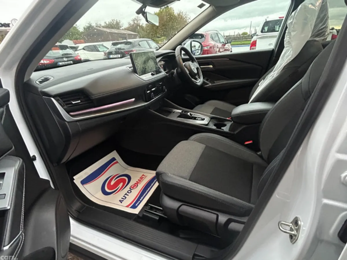 Nissan Qashqai MPV, Petrol Hybrid, 2026, White