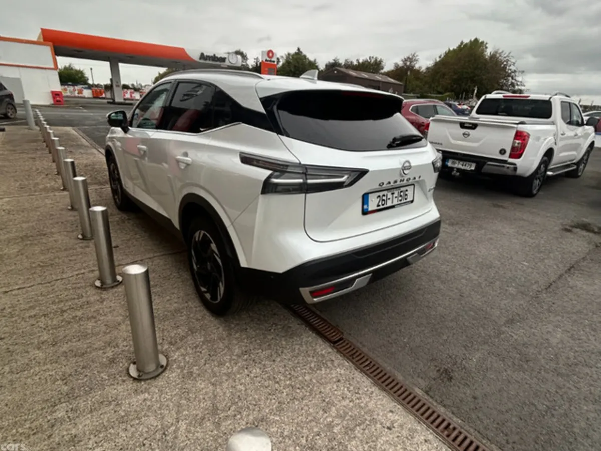 Nissan Qashqai MPV, Petrol Hybrid, 2026, White
