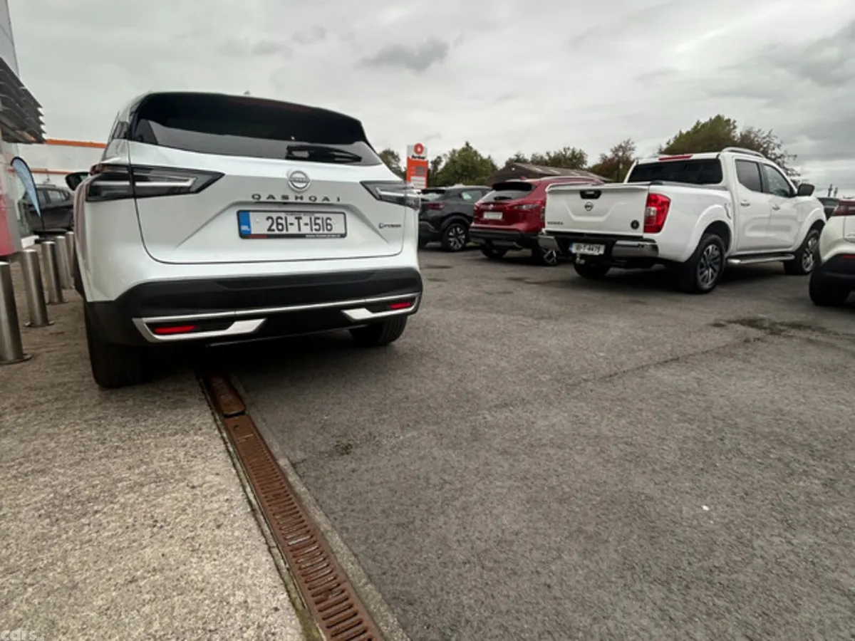 Nissan Qashqai MPV, Petrol Hybrid, 2026, White