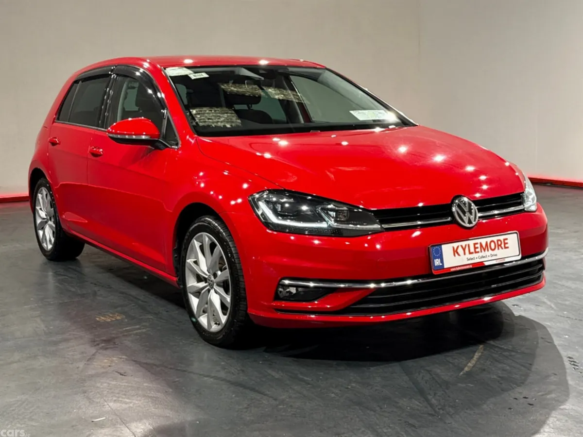 Volkswagen Golf Hatchback, Petrol, 2019, Red