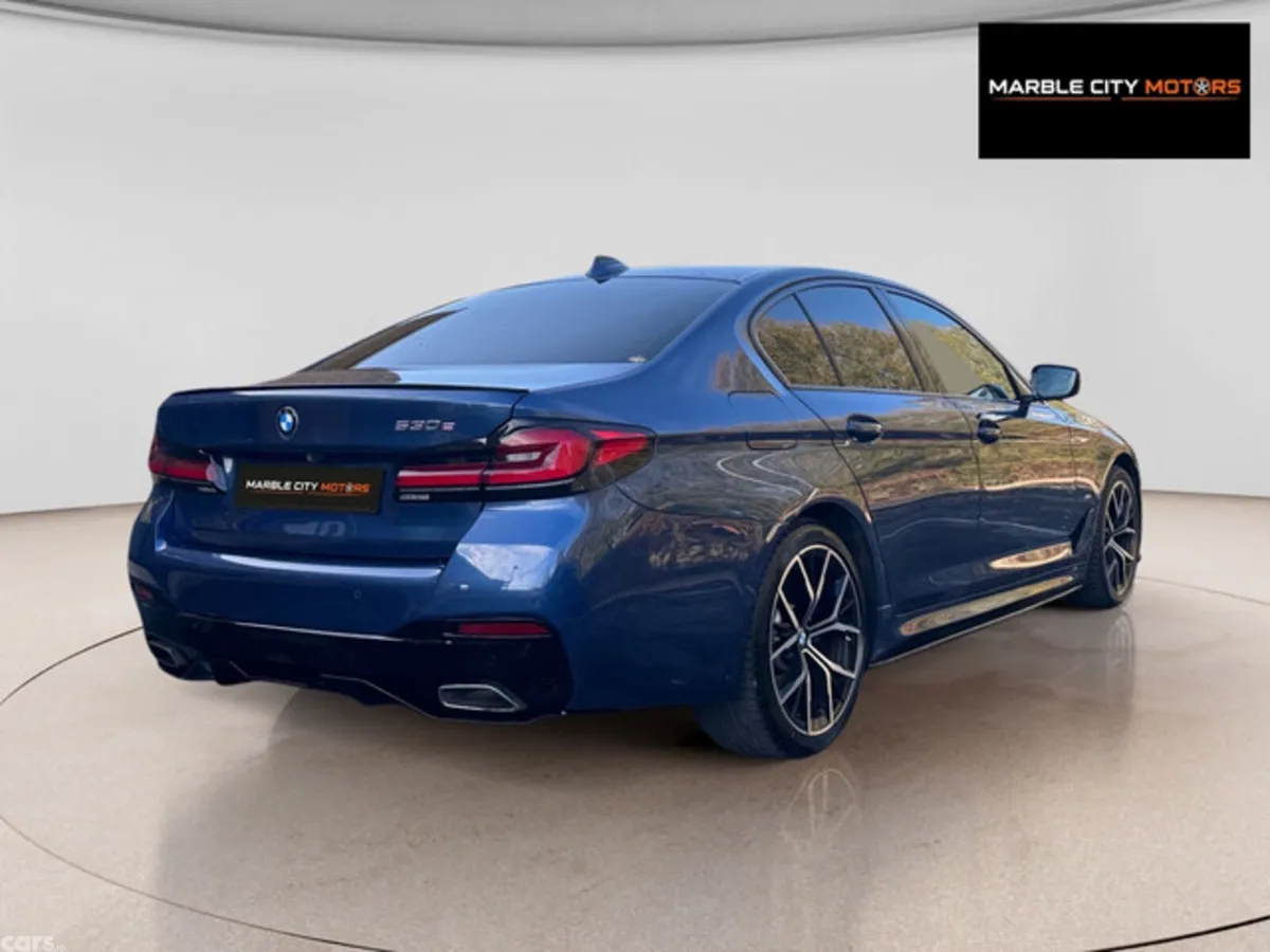 BMW 5-Series Saloon, Petrol Plug-in Hybrid, 2020, Blue