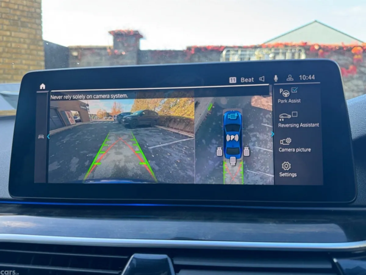 BMW 5-Series Saloon, Petrol Plug-in Hybrid, 2020, Blue