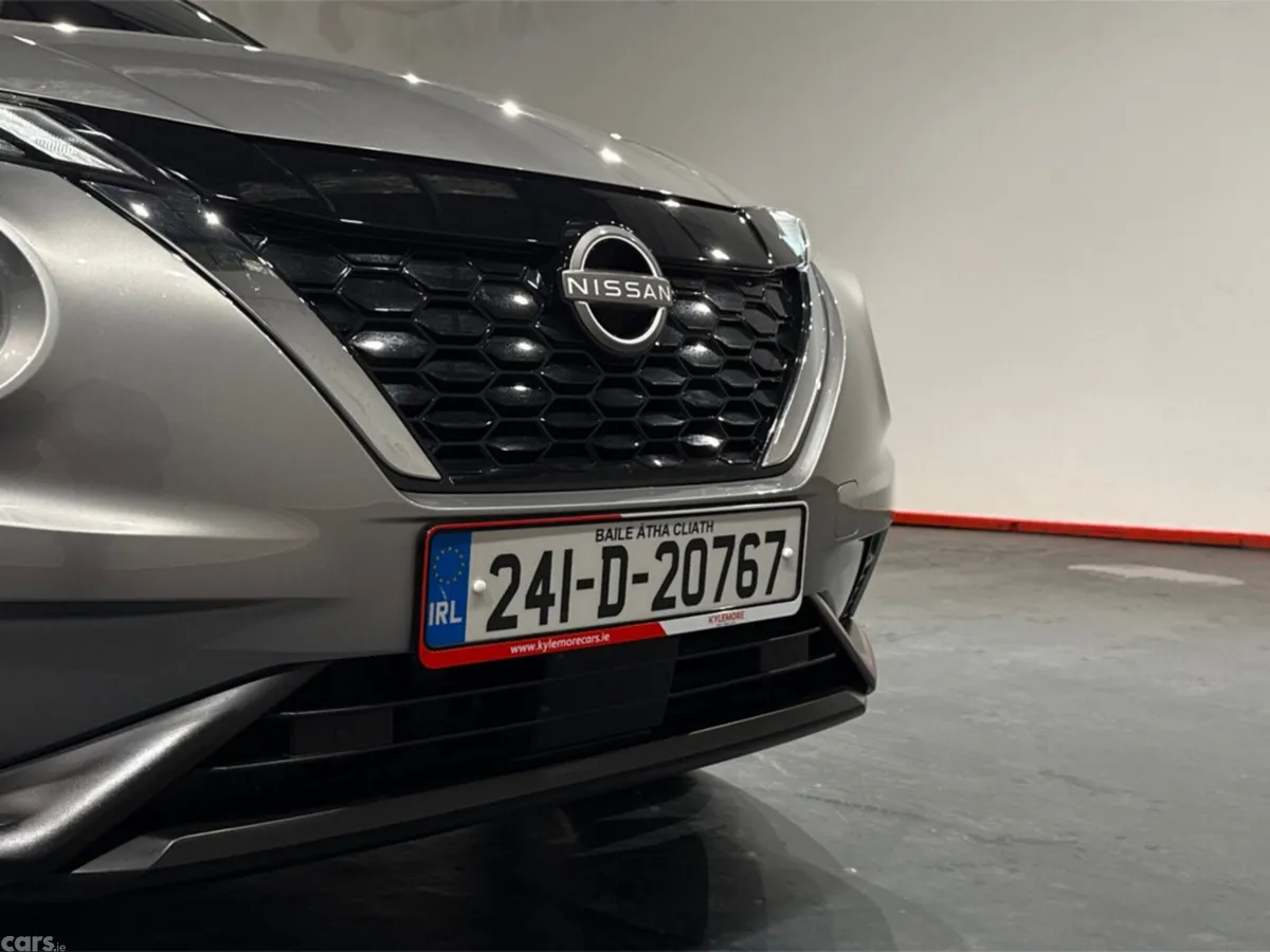 Nissan Juke SUV, Petrol Hybrid, 2024, Grey