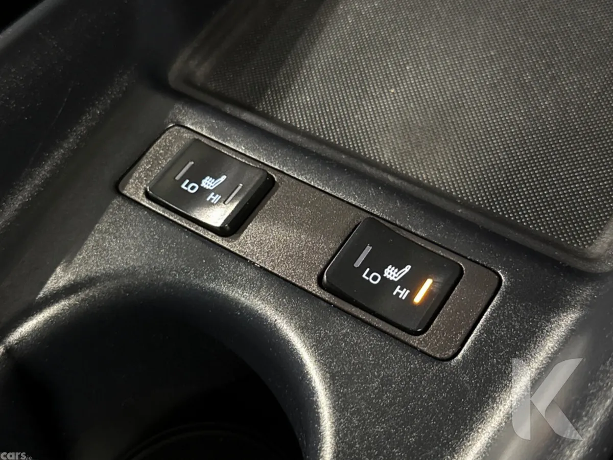 Toyota Prius Hatchback, Petrol Hybrid, 2019, Blue
